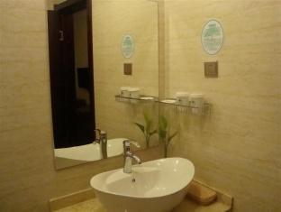 Greentree Inn Nanchang Bayi Square Dieshan Road Express Hotel Dış mekan fotoğraf